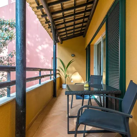Appartement Aroeira A2 *